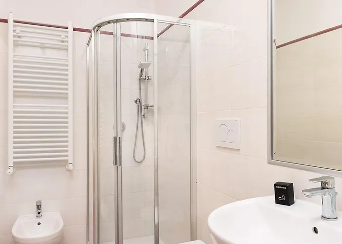Apartment Idyllia - Spacious Bright Flat Rom