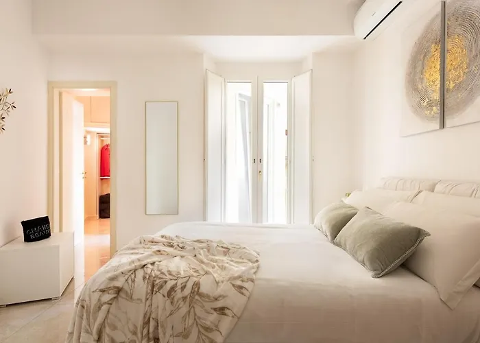 Apartment Idyllia - Spacious Bright Flat