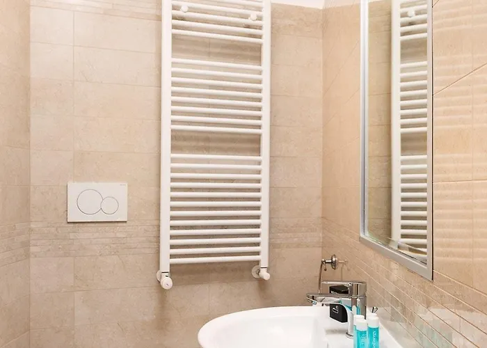 Idyllia - Spacious Bright Flat *