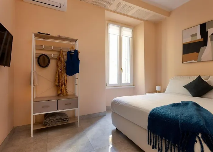 Idyllia - Spacious Bright Flat Rom